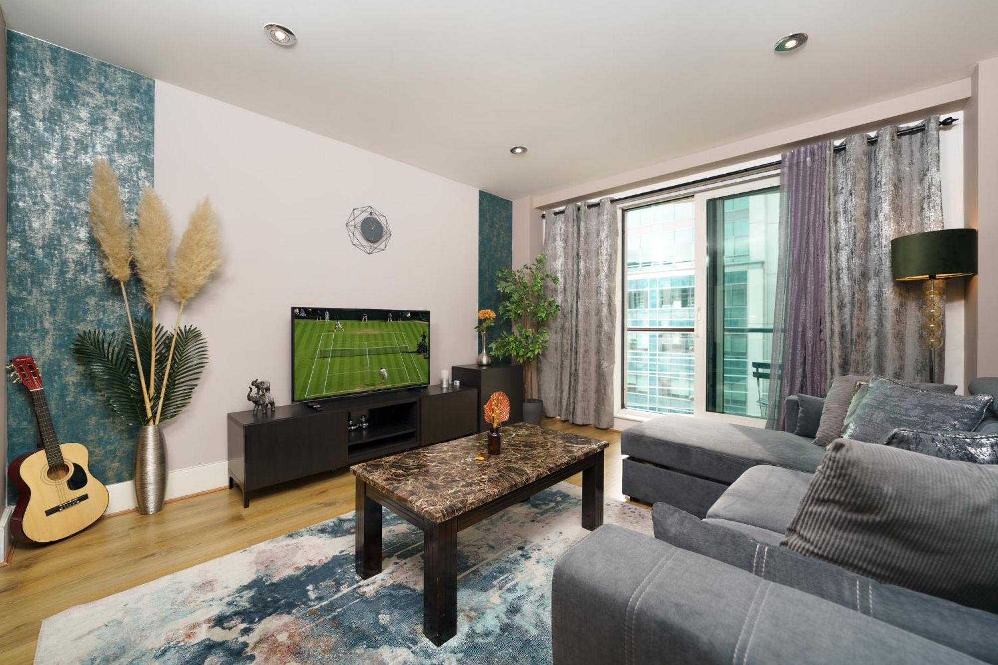 St George Wharf Apartment Londra Exterior foto